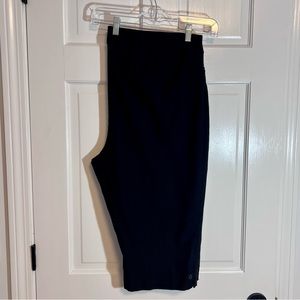 Chico’s | Cropped Black Pants, Size 20 - EUC